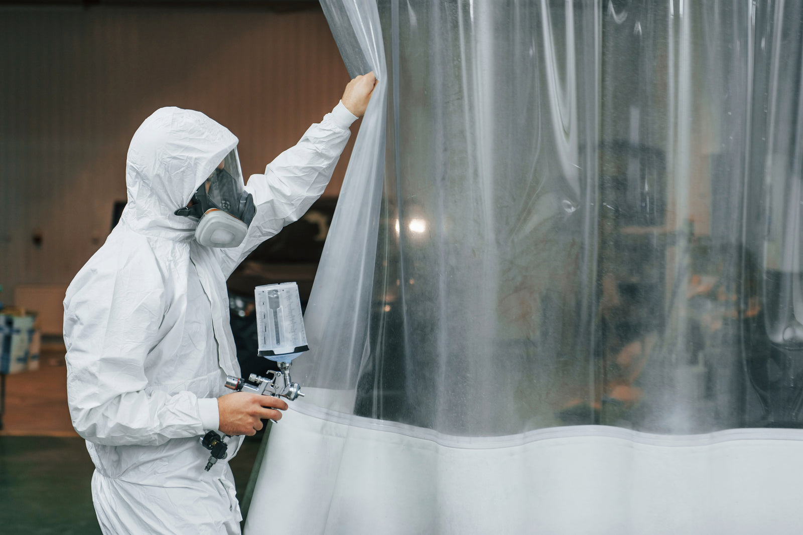 Isolation And Containment Of Dust And Spray Painting Overspray