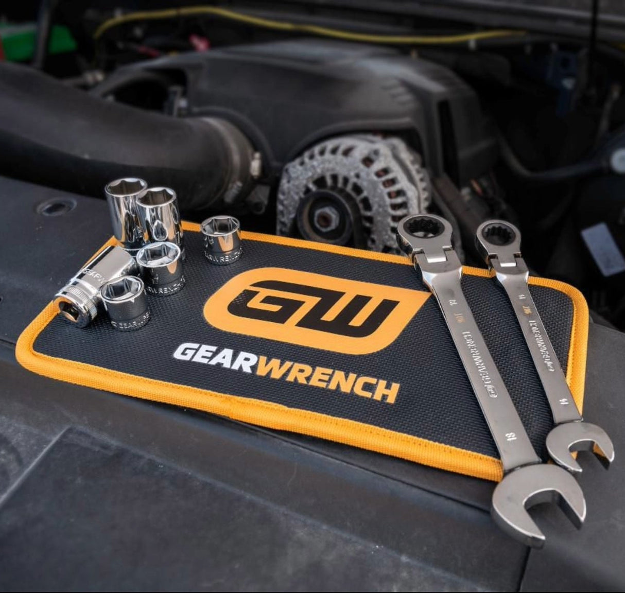 GearWrench High Strength Magnetic Tool Mats - 300mm x 150mm