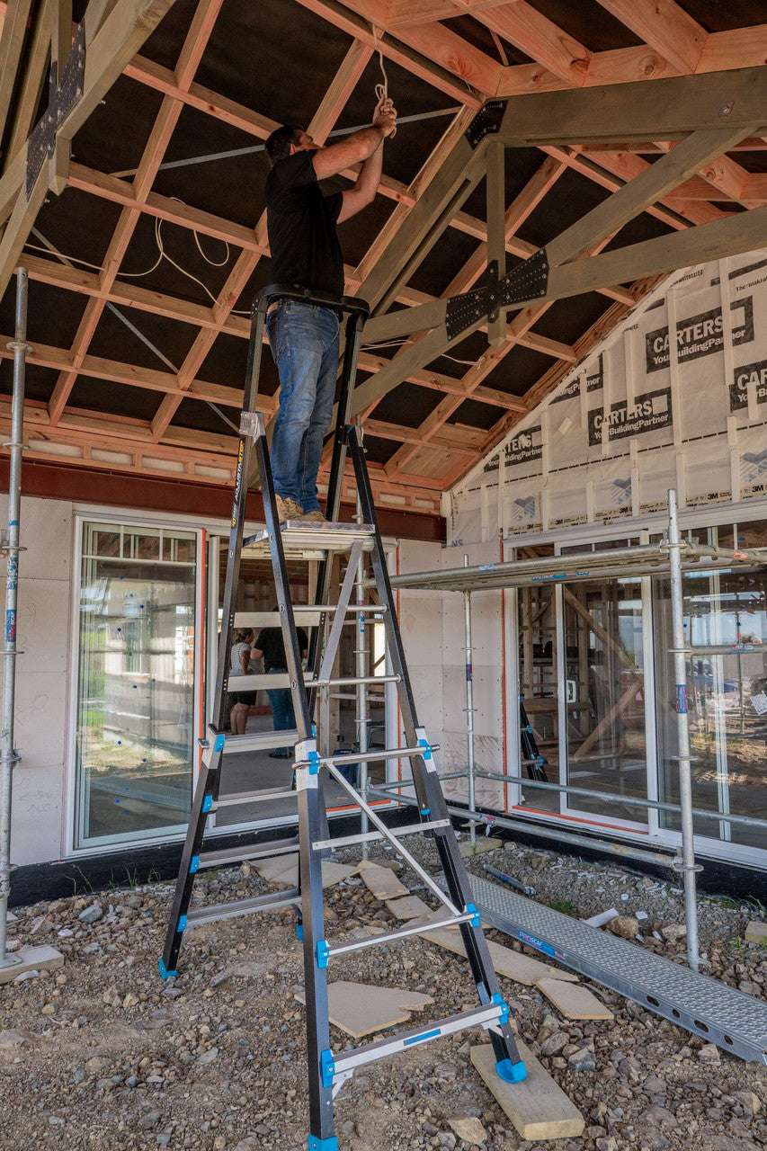 AdjustaStep Fibreglass Height Adjustable Platform Ladder