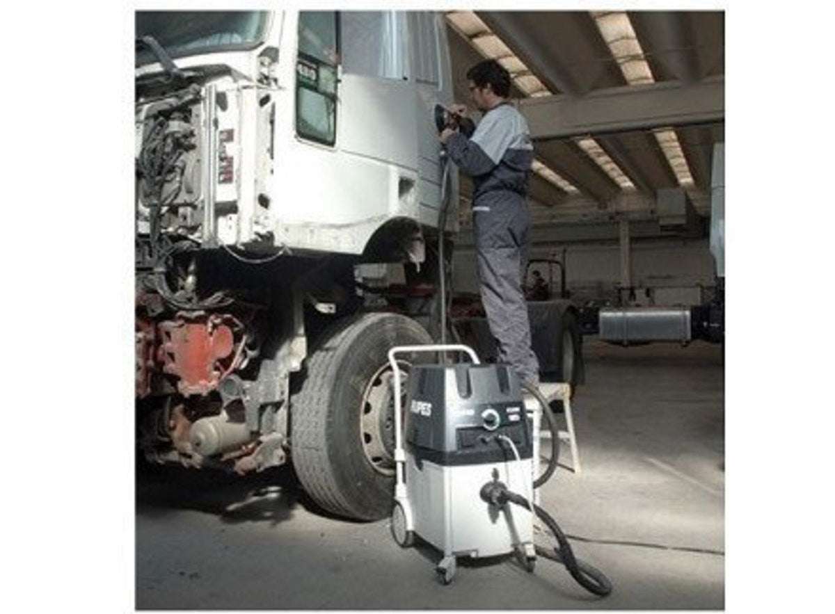 Rupes Pneumatic 200mm Planetary Sander in use