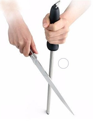 Taidea Diamond Sharpening Steel in use