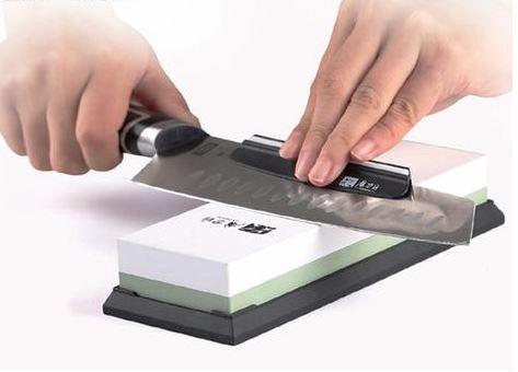 Taidea Double Sided Whetstone in use