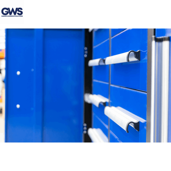 Ultimate Heavy Duty Workbench - Close Up of easy grip design