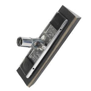 Corner shop pole sander