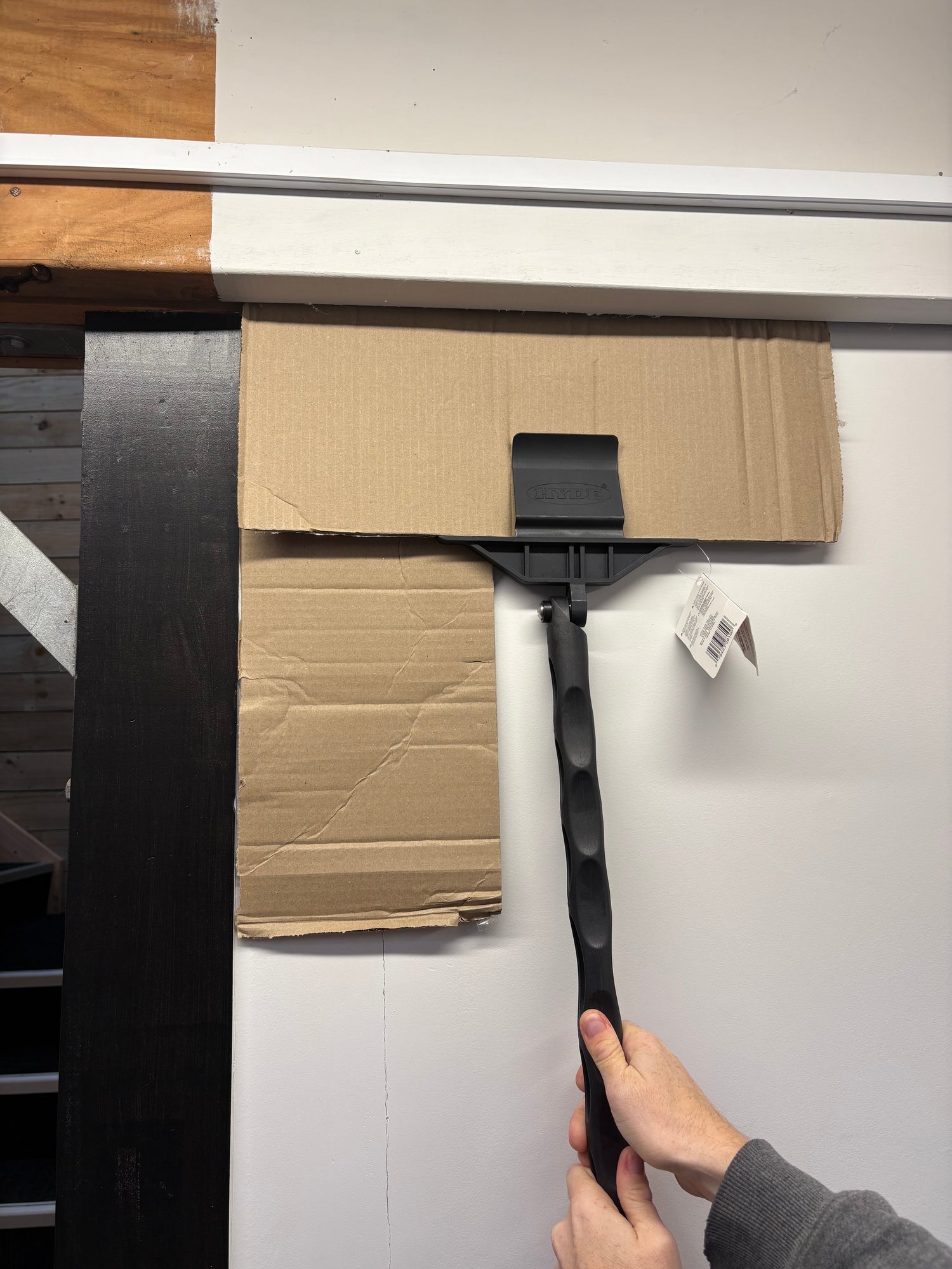 Hyde Spray Shield Cardboard Clip And Handle - New Design