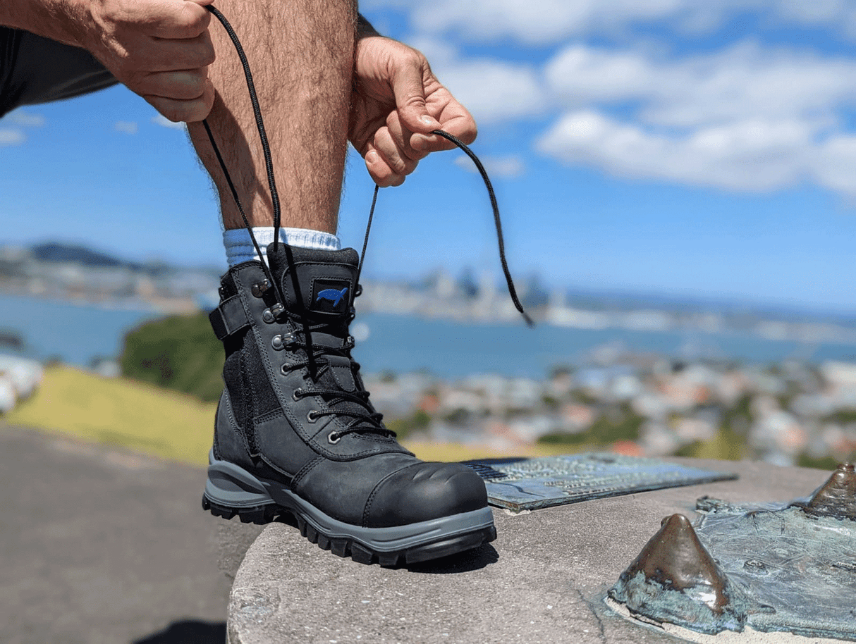 Ups approved work deals boots