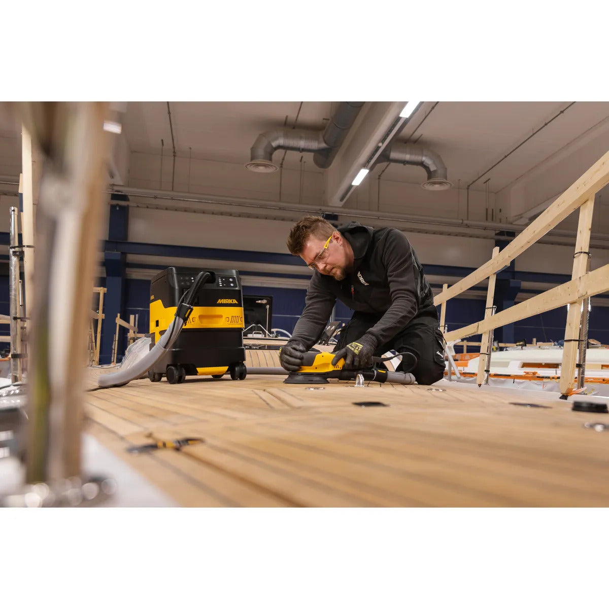 Mirka DEXOS Dust Extractor 1217M AFC - M Class Wet And Dry Vacuum