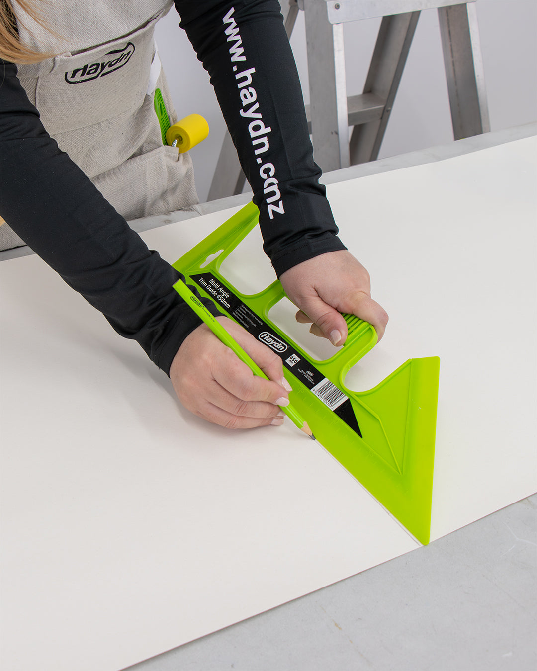 Haydn 450mm Multi Angle Trim Guide - Perfect For Paper hanging